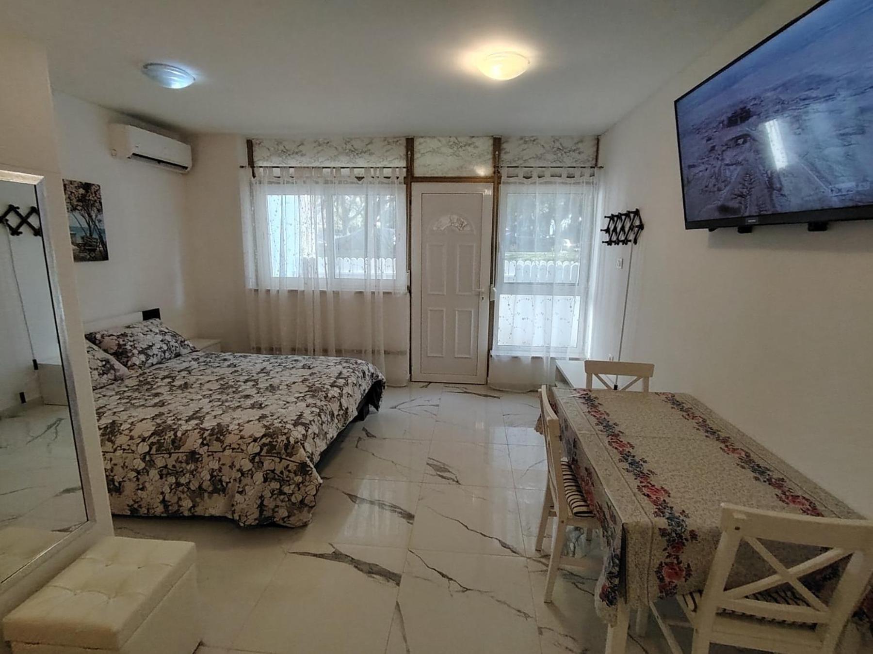 Studio-Apartman Ella Пореч Екстер'єр фото